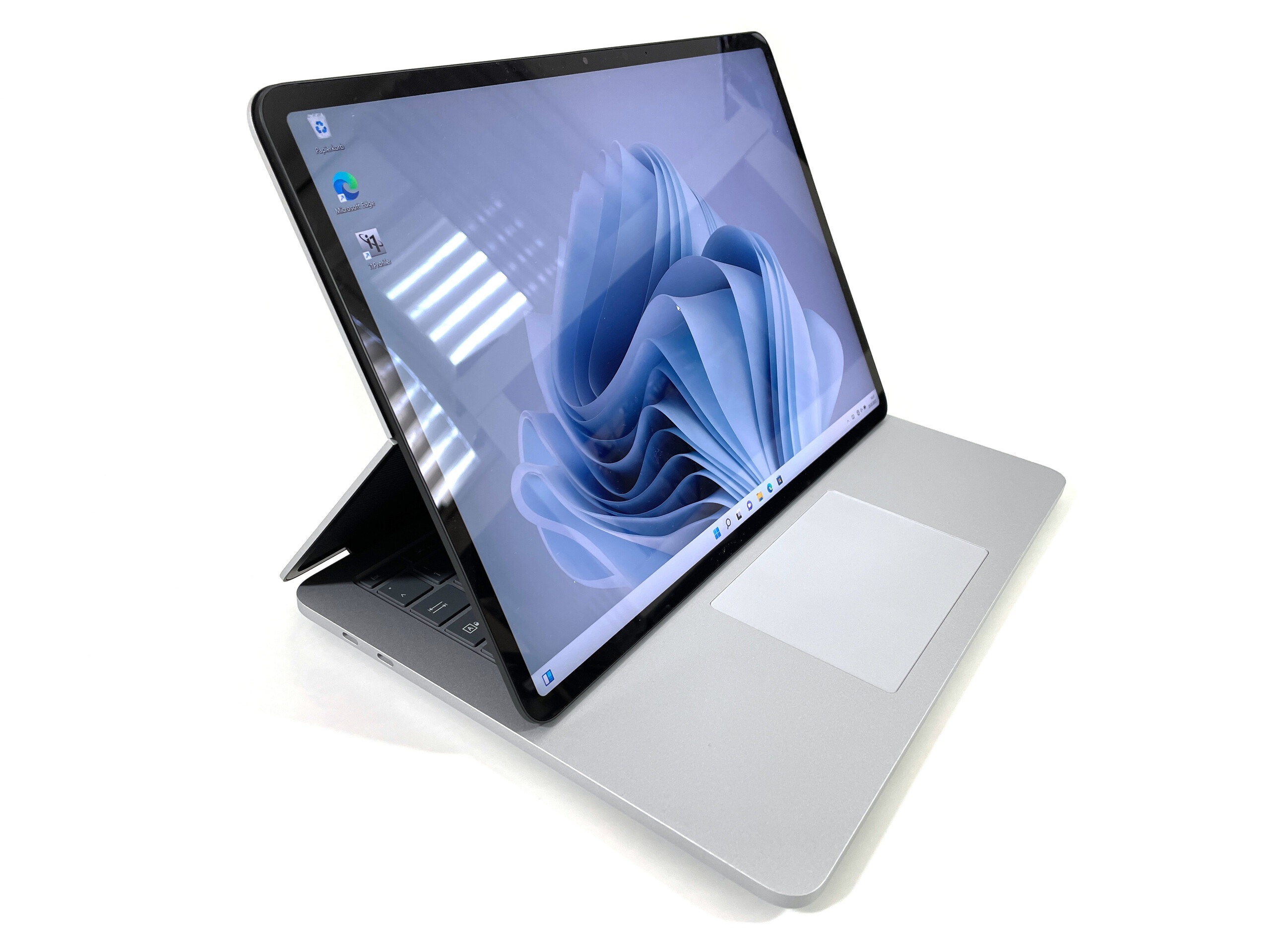 Surface Laptop Studio 14.4” i7/32/2T/4GB RTX 3050 Ti