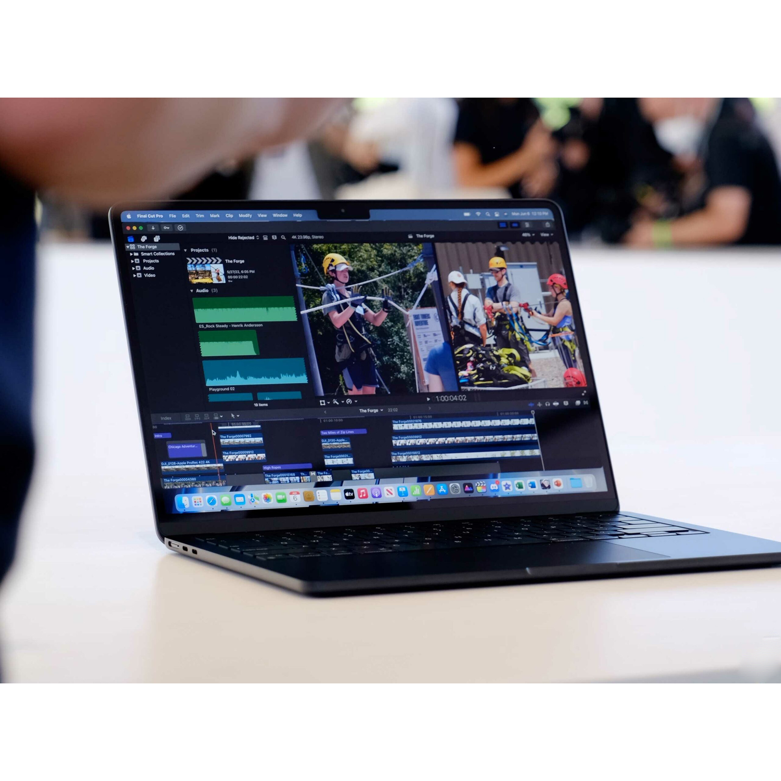 لپ تاپ 13.6 اینچ اپل مدل MacBook Air-MLY33 M2 2022 LLA - آی استور ایران
