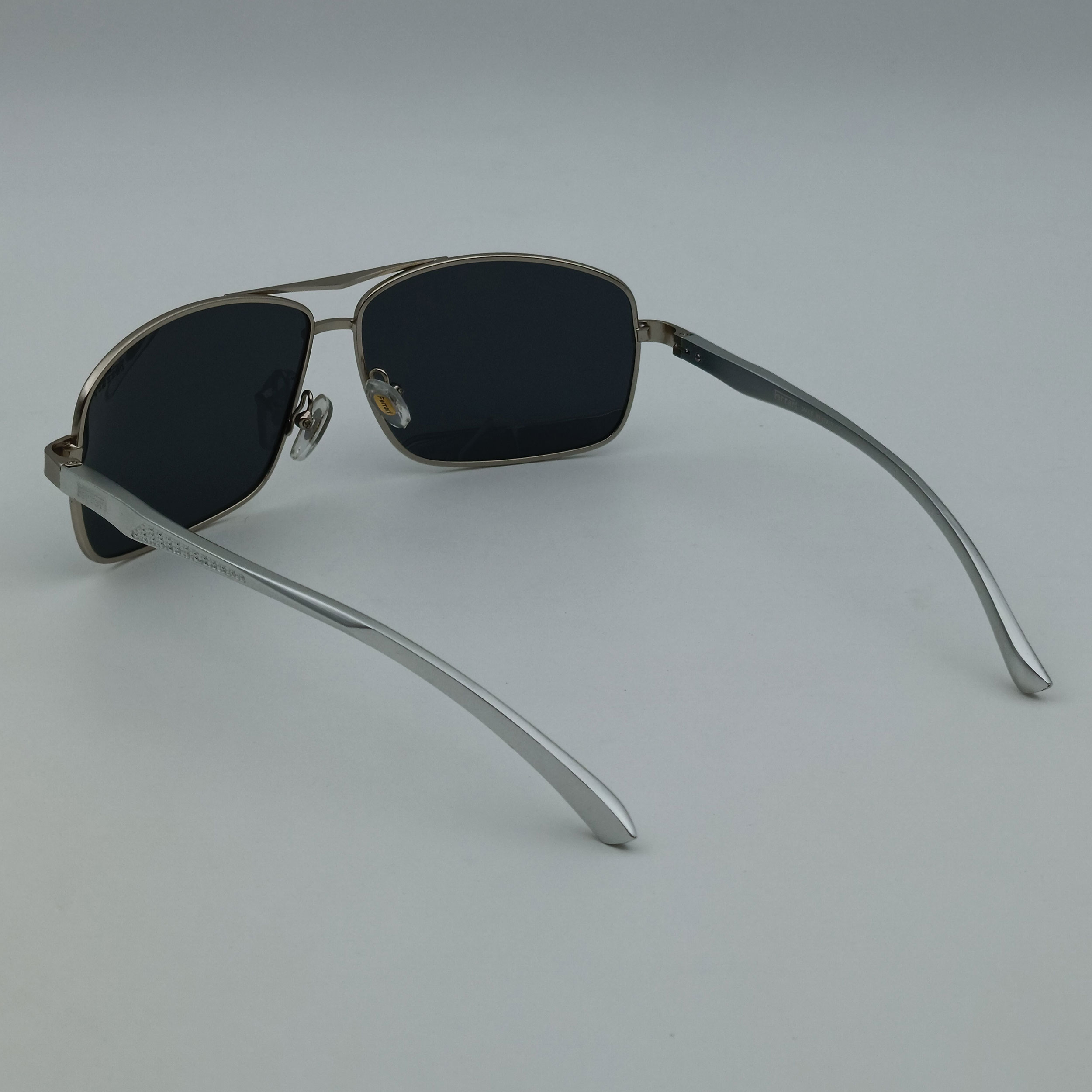 قیمت و خرید عینک آفتابی فراری مدل FL1829 POLARIZED - لوپیکو